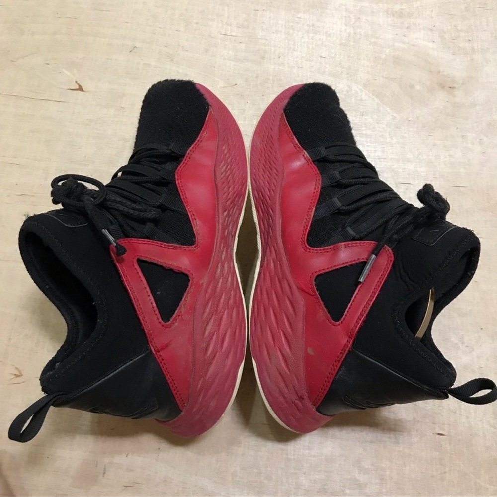 Jordan Formula 23 Black Red 881468-001